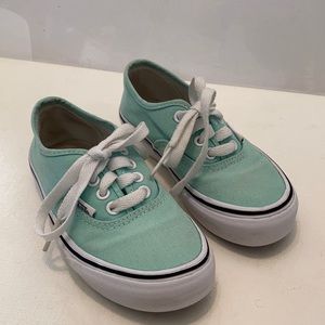 Vans off the wall toddler boy size 12